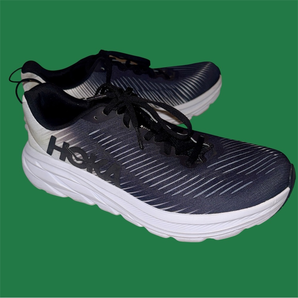 Hoka Men's Rincon 3 Black/White Running Shoes 1119395-BWHT Size 8.5D EUC Clean